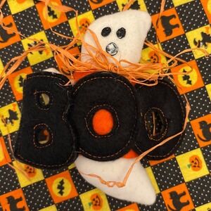 1990s Halloween Ghost BOO Felt Decoration Spooky HomeDecor Fall Holiday Ornament